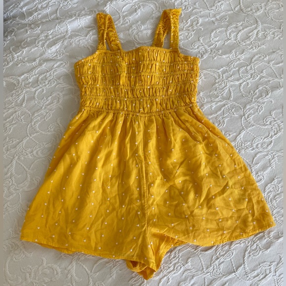 Urban Outfitters Yellow Polka Dot Romper XS nwot - Picture 1 of 5
